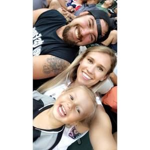 Meet your Posher, Taylor